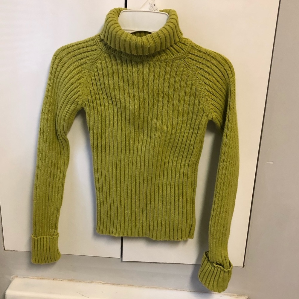 NWOT Lime Turtle Neck Sweater M